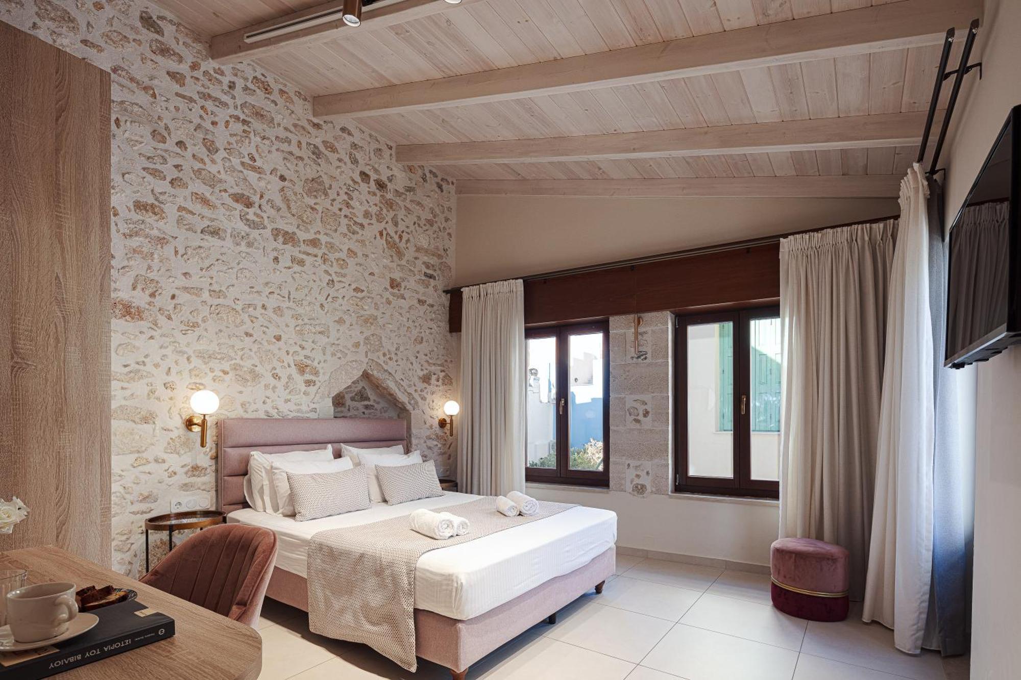 Philikon Luxury Suites 罗希姆诺 外观 照片