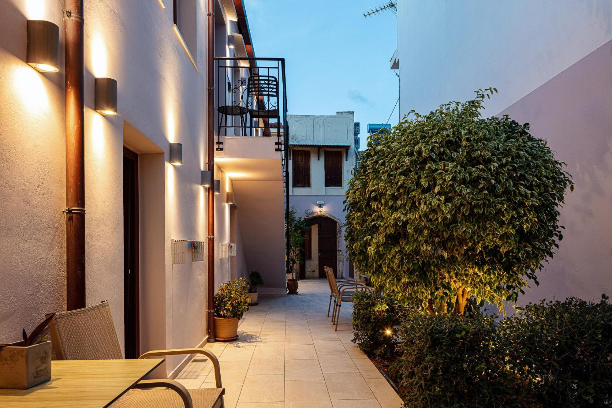 Philikon Luxury Suites 罗希姆诺 外观 照片
