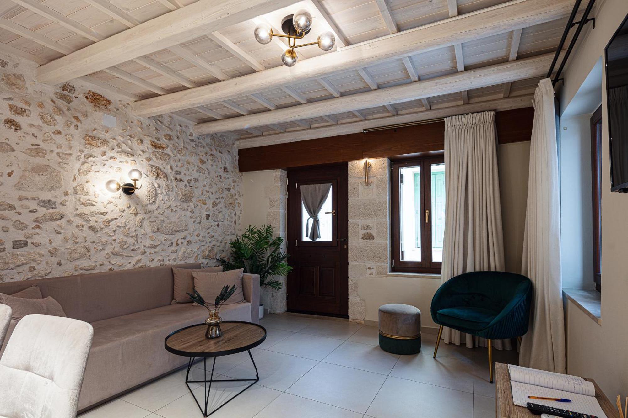 Philikon Luxury Suites 罗希姆诺 外观 照片