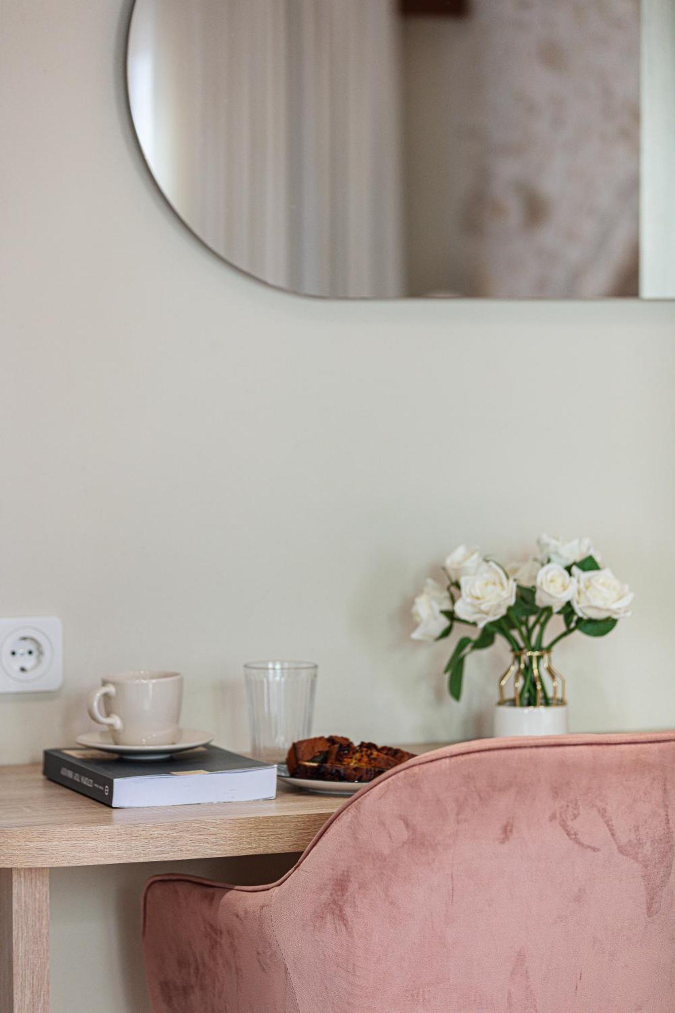 Philikon Luxury Suites 罗希姆诺 外观 照片